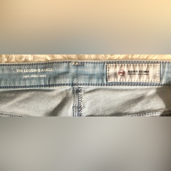 AG Denim The Legging Ankle Super Skinny Ankle Distressed! Sz 26R! Fantastic! - Picture 3 of 6